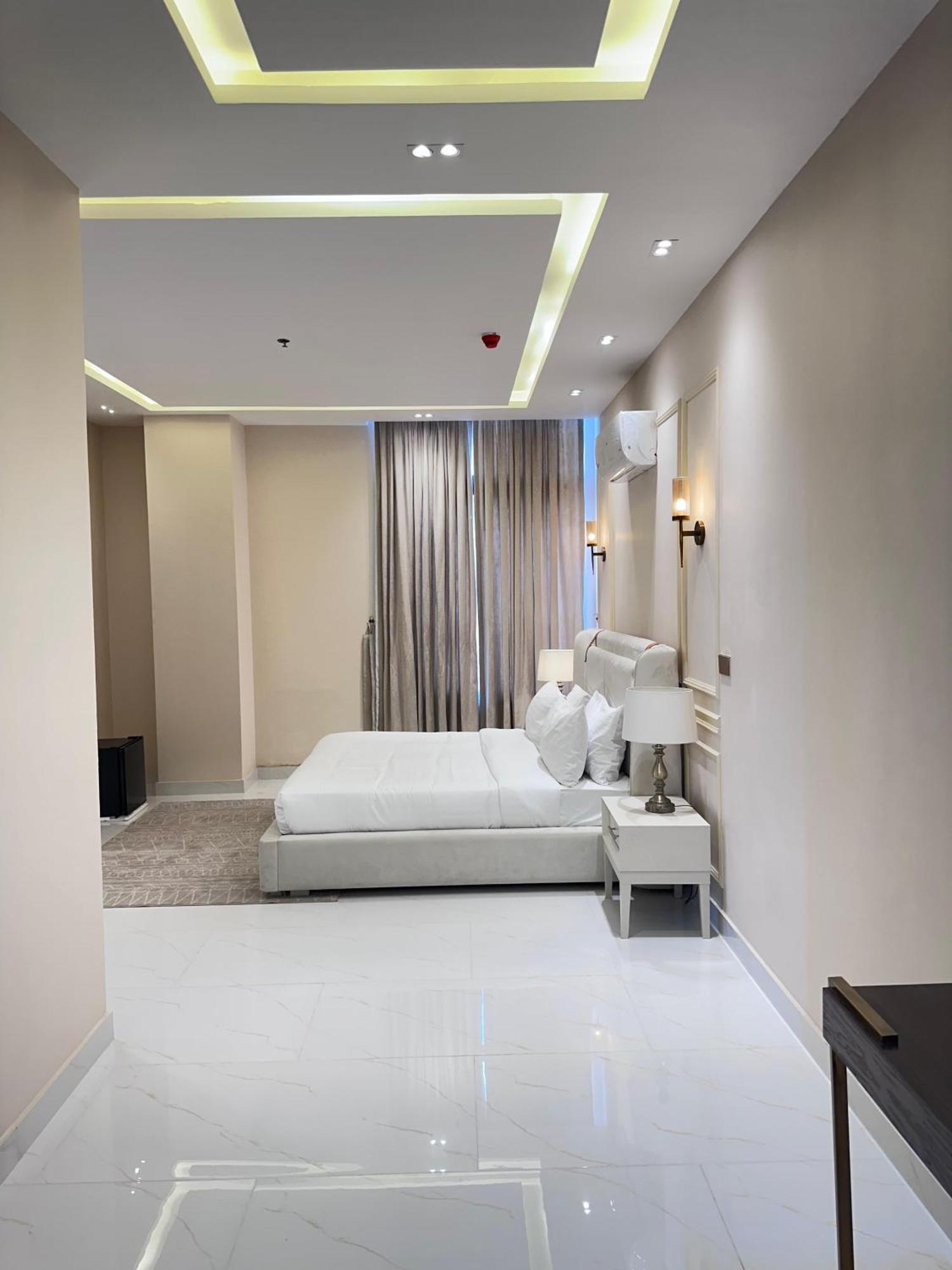 Pavilion Suites - Premium Aparthotel In Bahria Town Rawalpindi Exteriör bild