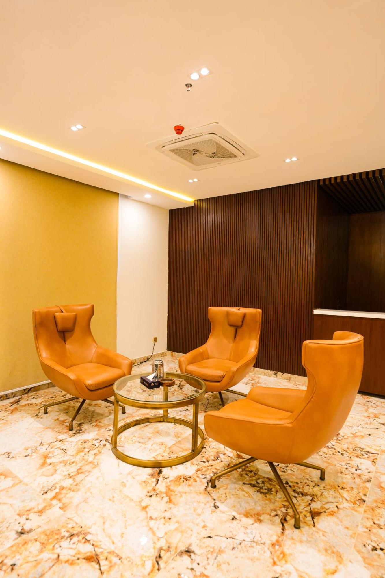 Pavilion Suites - Premium Aparthotel In Bahria Town Rawalpindi Exteriör bild