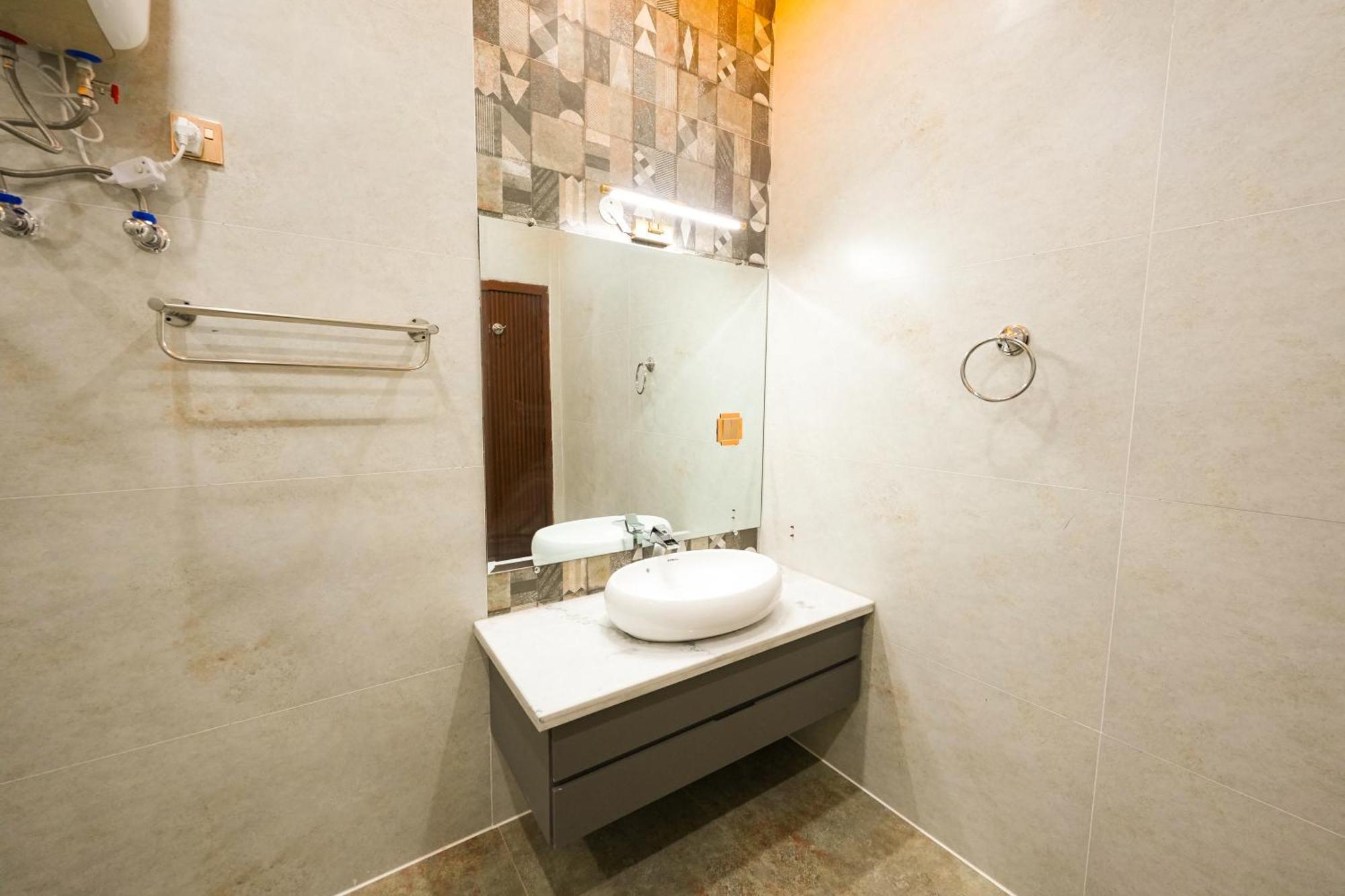 Pavilion Suites - Premium Aparthotel In Bahria Town Rawalpindi Exteriör bild